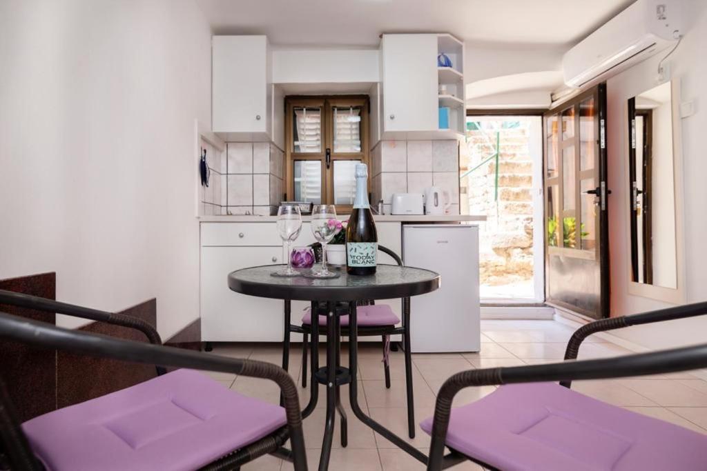 Central Apartment Rose In Hearth Of سبليت المظهر الخارجي الصورة